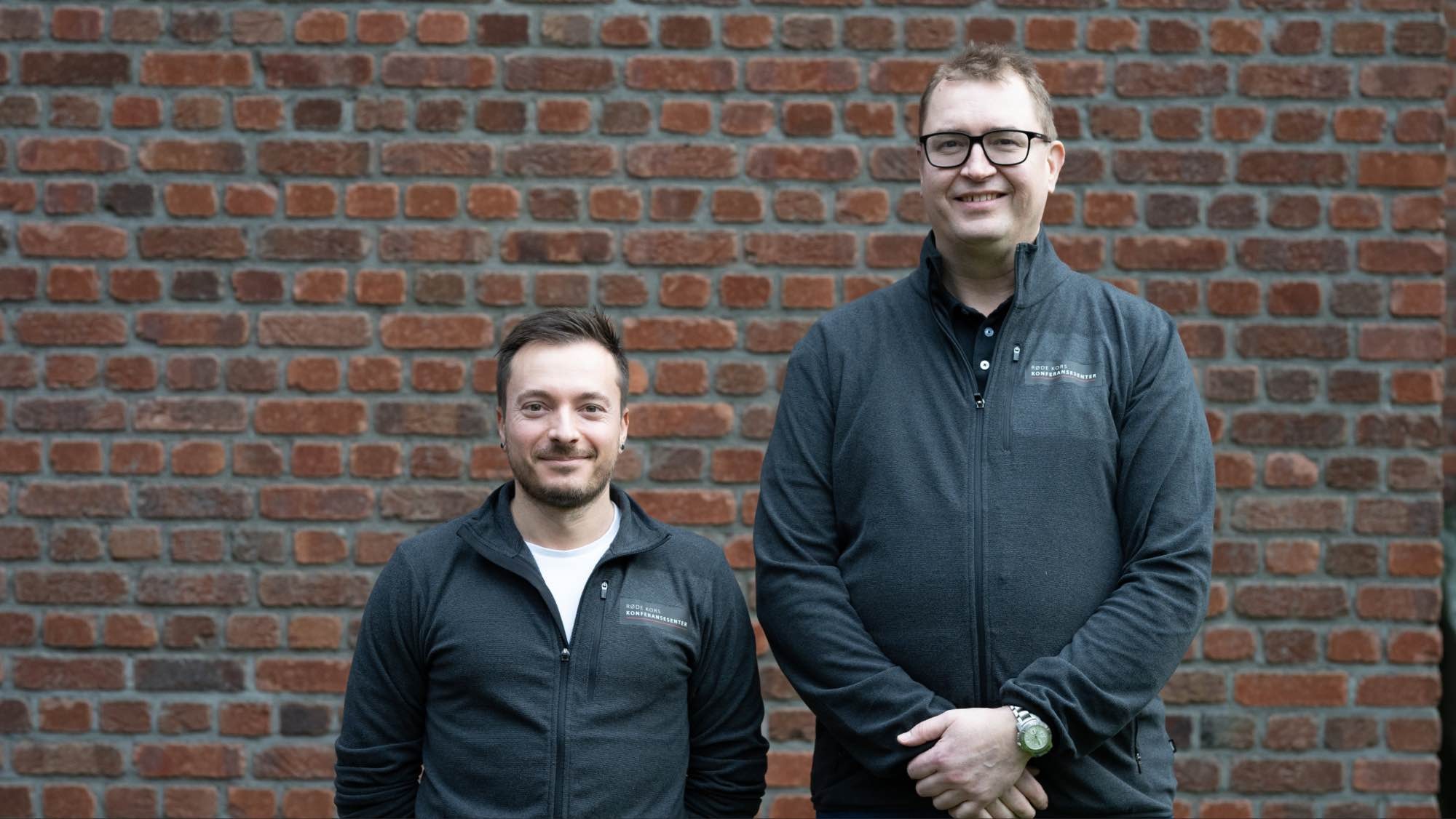 Konferanseansvarlige Eystein og Konferansevert Eirik